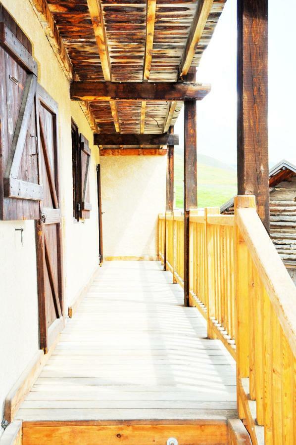 Chalet Le Genepy With Amazing Views! 몰리네-장-케라스 외부 사진